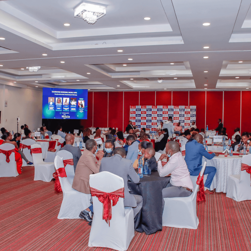 Mombo-Award-4-pljq7kbmonj98wvpgudkgobdh5i72p0g74nepmthmw